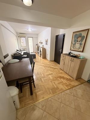 Se prodava dvosoben stan vo Kisela Voda - Rasadnik